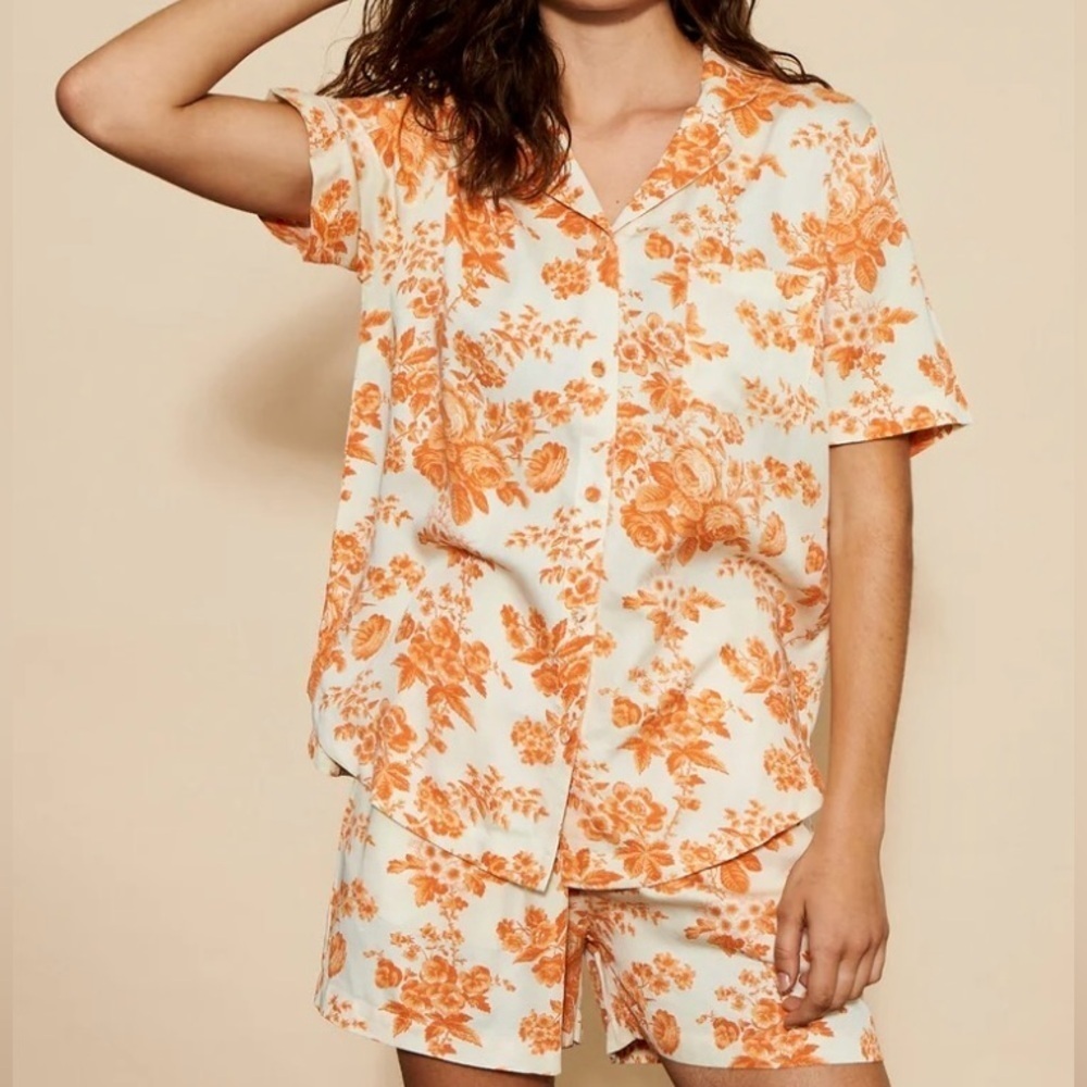 UnderProtection Wilda Short Sleeve and Shorts Pajama set Womens Small Orange NEW